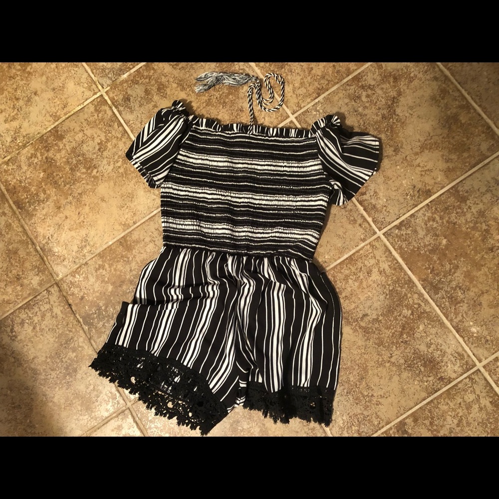 Privy Striped Romper w/ Lace Accents